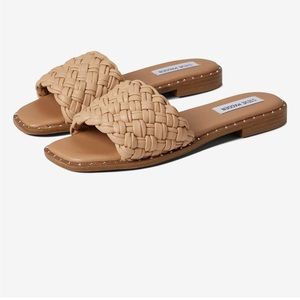 Steve Madden Santina sandal- size 9